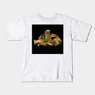 Garlic and Lilies - Baroque Inspired Dark Still Life Photo Kids T-Shirt